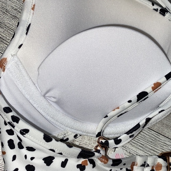 Victoria’s Secret bikini 32 C leopard padded top - Picture 4 of 7